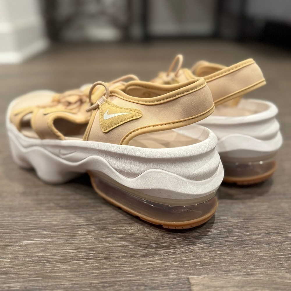 Nike WMNS AIR MAX KOKO SANDAL NA sz 11 - Picture 6 of 6